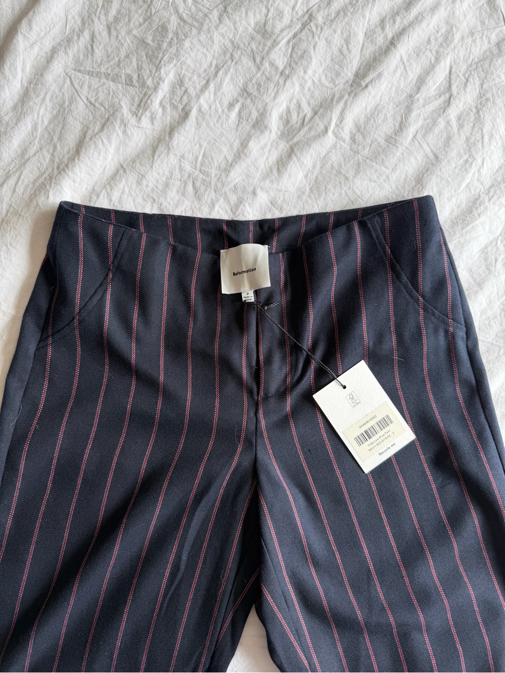 Reformation Low Rise Vida Pant - Picture 2 of 8
